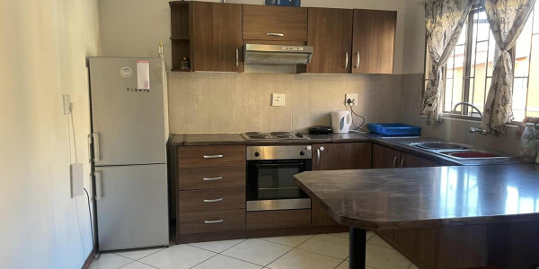 Beautiful Two bedroom flat for sale in Dorado Park