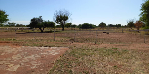 Smallholding for sale - Otjiwarongo