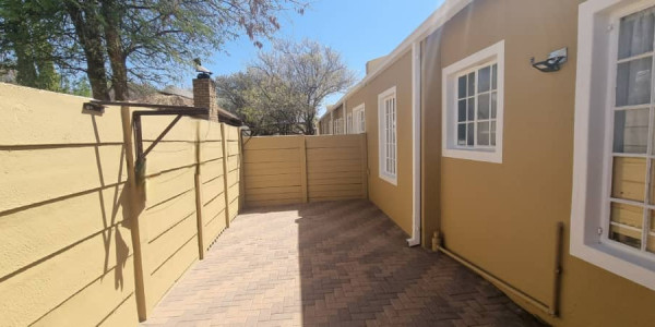 Cosy Garden estate 3 Bedroom unit - Pionierspark