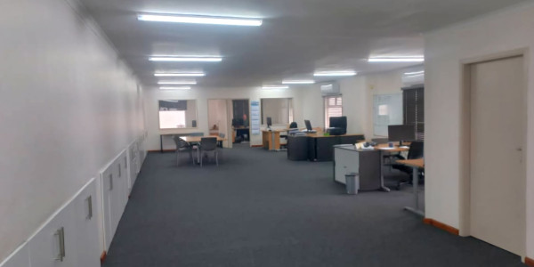 Perfect Location: 208m² Office Near Walvis Bay Harbor!