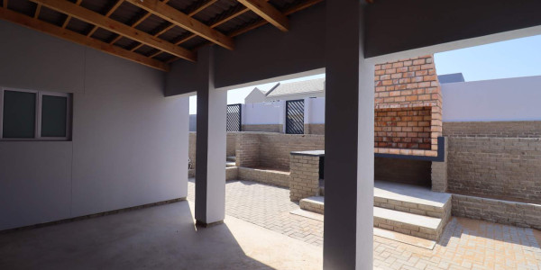 Newly Built Spacious 3 En-Suite Bedroom Home for Sale, Swakopmund