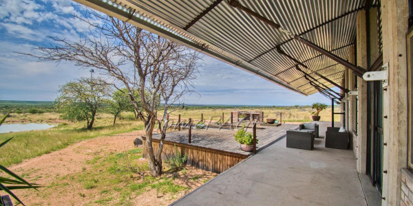 Omaheke Region, Gobabis:  Boutique Guest/Game Lodge is for Sale