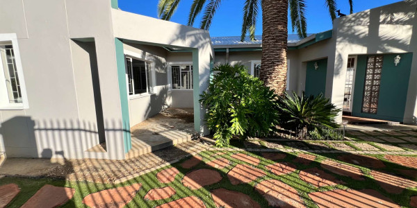 3 Bedroom House for sale in Pionierspark Ext1.