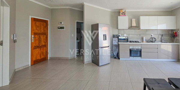 Charming 3-Bedroom Apartment with Large balcony and Outdoor Braai