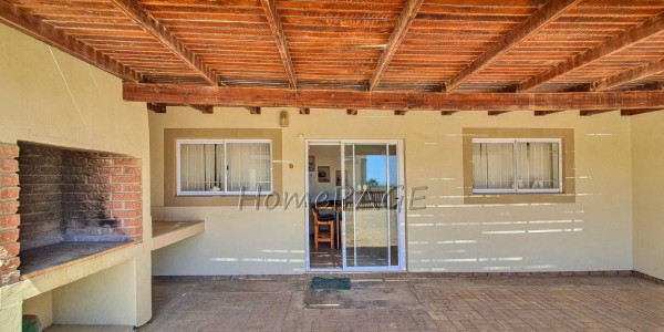 Ext 6, Henties Bay:  Home with 3 flats IN VERY GOOD AREA