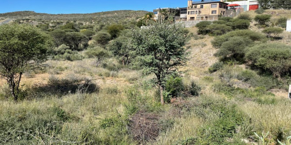 VACANT LAND FOR SALE IN AUASBLICK