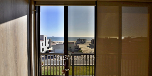 Dolphin  Beach, Walvis Bay:  High-Lying Home is for Sale