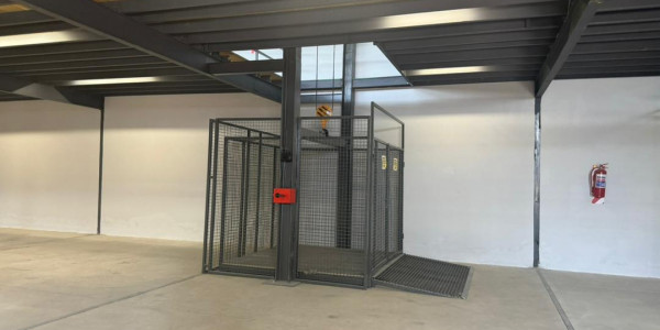 STORAGE WAREHOUSE TO LET - PROSPERITA