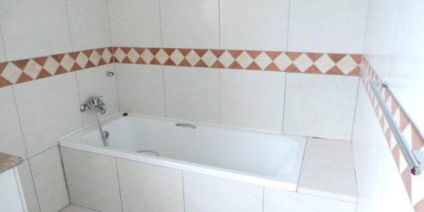 3 bedrooms Townhouse in Walvis Bay Central