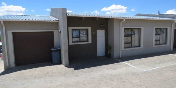 Secure 3-bedroom Gem neat schools and shops