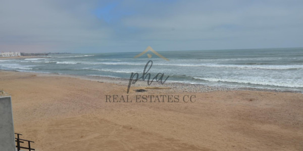 For Sale: Luxurious Beachfront Home with four bedrooms in Swakopmund