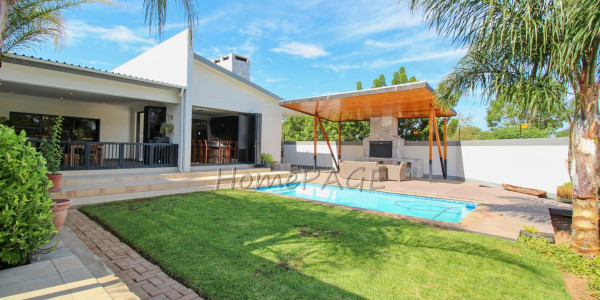 Otjiwarongo:  STUNNING, MODERN 4 BEDR HOME WITH FLAT is for sale