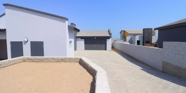 Newly Built Spacious 3 En-Suite Bedroom Home for Sale, Swakopmund