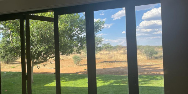 HOUSE FOR SALE: OMEYA GOLF ESTATE WINDHOEK