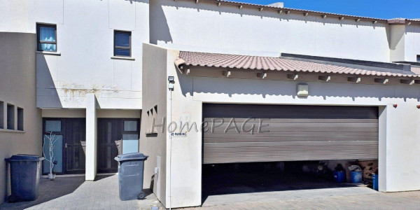 Fairway Estates, Walvis Bay:  2 Bedroom Spacious Townhouse is for Sale