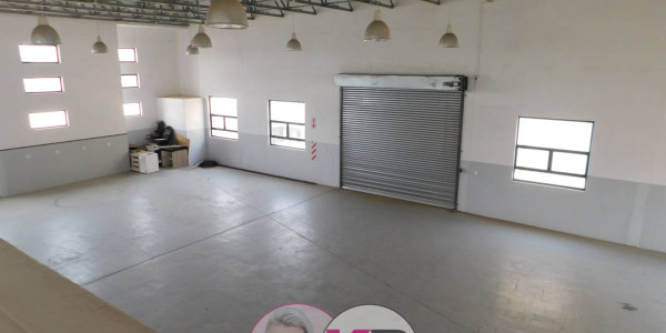 TO LET / Warehouse / Light Industrial / Building