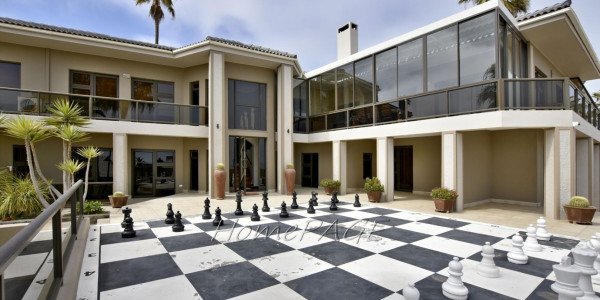 Central, Swakopmund:  Luxury Mansion is for Sale