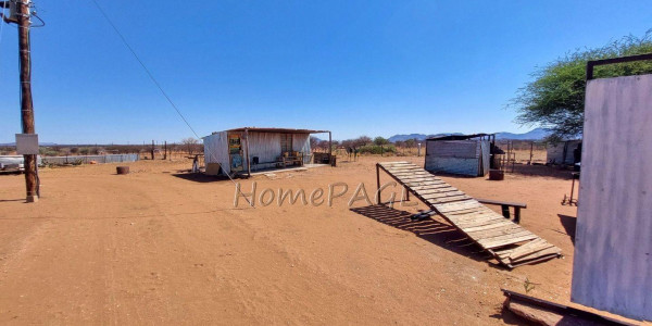 Otjiwarongo, Agricultural Smallholding is for sale