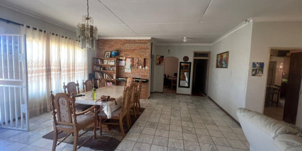 Beautiful 3Bedroom House For Sale: Windhoek West