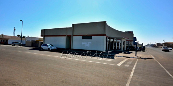 Walvis Bay Central:  WELL LOCATED COMMERCIAL BUILDING IS FOR SALE