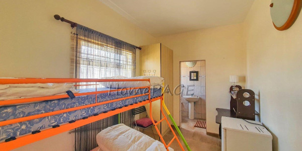 Ext 6, Henties Bay:  Home with 3 flats IN VERY GOOD AREA