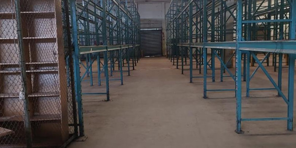 FOR SALE - Huge Distribution Centre in Northern Industrial