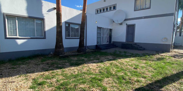 3 Bedroom House with flatlet Pionierspark Ext 1