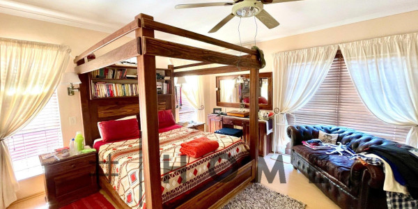 Meersig Guesthouse For Sale