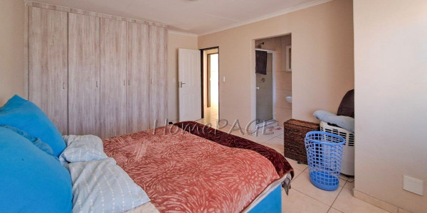 Fairway Estates, Walvis Bay:  2 Bedroom Spacious Townhouse is for Sale