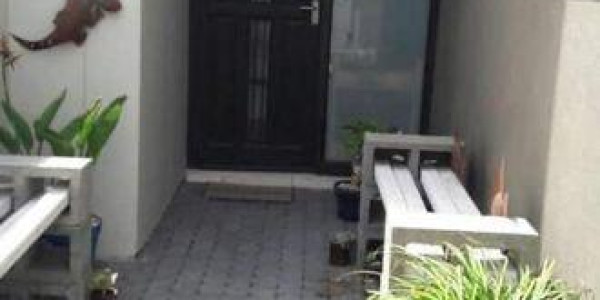 2 BEDROOM TOWNHOUSE FOR SALE - WALVIS BAY