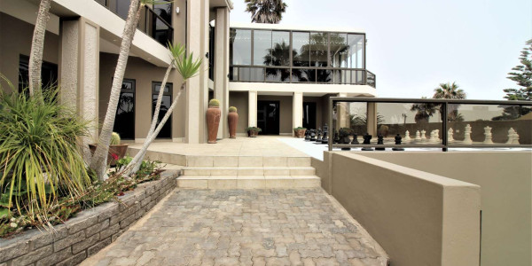 LUXURY SEA VIEW HOUSE FOR SALE IN CUL DE SAC - CENTRAL SWAKOPMUND