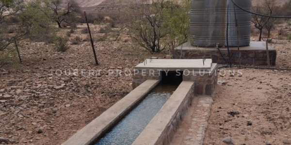 GORGEOUS LIVESTOCK / GAME FARM FOR SALE IN THE SOUTH OF NAMIBIA