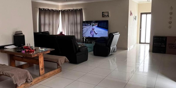 Swakopmund- For Sale- N$2 175 000