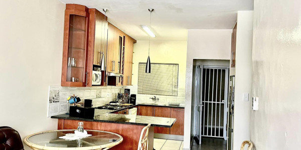 1 Bedroom Apartment For Sale in Klein Windhoek