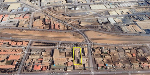 Central, Walvis Bay:  VERSITILE, NEAT, SPACIOUS Business Property for Sale