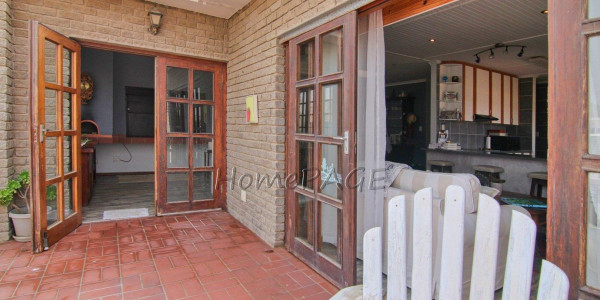 Vogelstrand, Swakopmund:  Property with 2 Dwelling is for sale