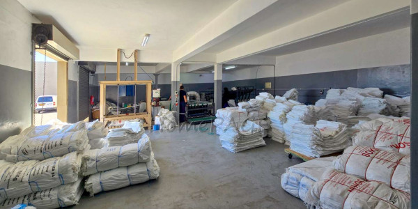 Central, Walvis Bay:  VERSITILE, NEAT, SPACIOUS Business Property for Sale