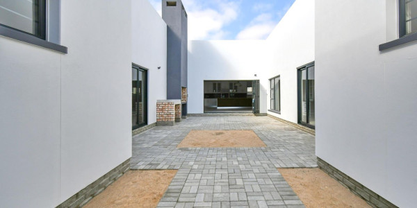 Ext 11, Sun Bay, Henties Bay:  A BRAND NEW 3 BEDR MARVEL FOR SALE