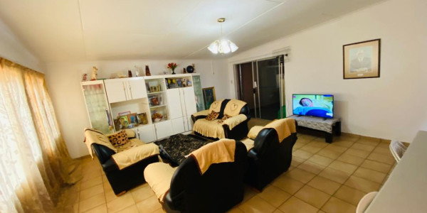 HOUSE FOR SALE WITH FLAT IN KHOMASDAL