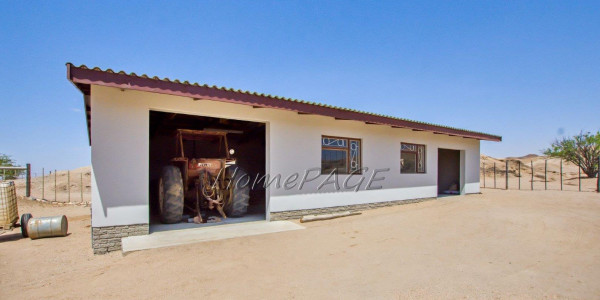 Swakop River Plots: Swakopmund: Awesome plot with good Water is for Sale