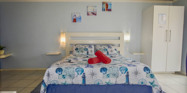 Long Beach, Walvis Bay, Guesthouse with LOTS of accommodation on offer