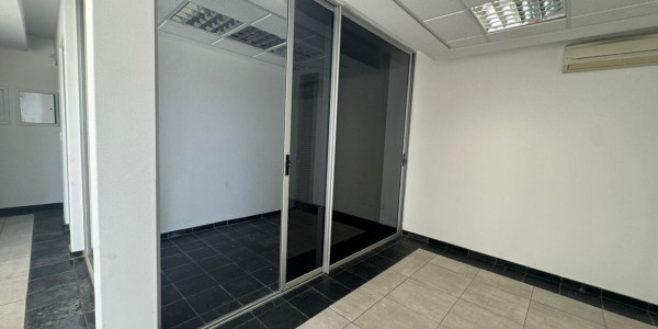 MODERN OFFICE TO LET - WNK CBD OFF CENTRE