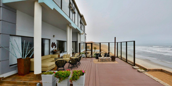 North Dune, Henties Bay:  EXQUISITE VIEWS OF THE OCEAN