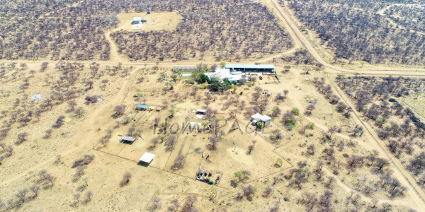 Otjozondjupa Region, Okahandja area:  26.7 Ha Smallholding is for sale