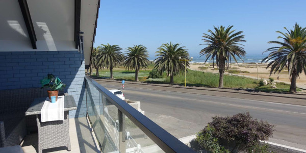 SEA VIEW PROPERTY OVERLOOKING THE BEACH PROMENADE