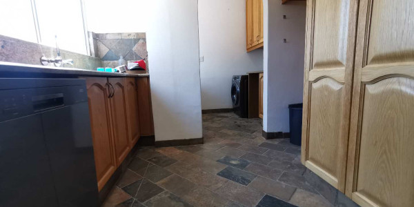 House with 4 bedr. for rent in Olympia