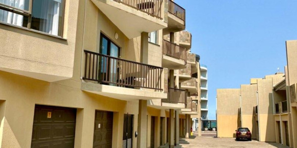 3 Bedrooms Apartment For Sale in Dolphin beach