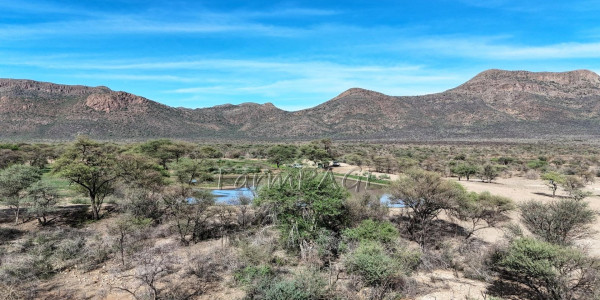 Otjozondjupa Region, Otjiwarongo District, Namibia:  Beautiful Farm for Sale