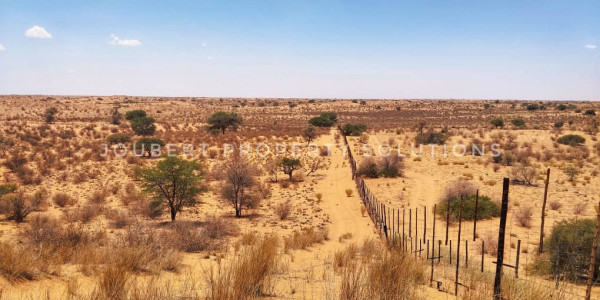 EXCEPTIONAL KALAHARI FARM FOR SALE IN NAMIBIA - HARDAP DISTRICT