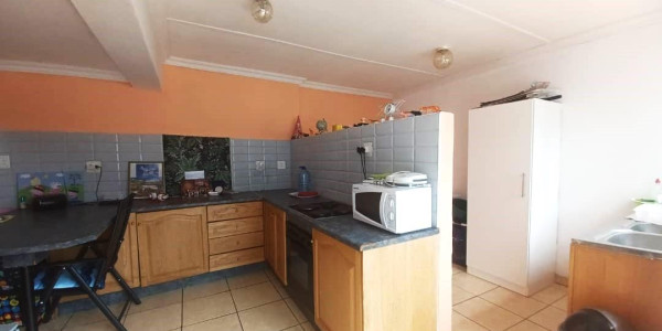 Spacious 4-Bedroom Home & 1-Bedroom Flat – N$3,050,000